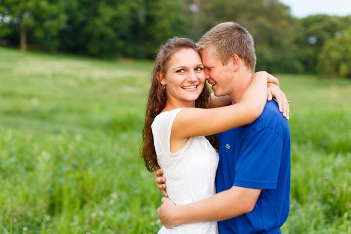 lancaster_pennsylvania_wedding_photographer_farm_barn_engagement_photography19