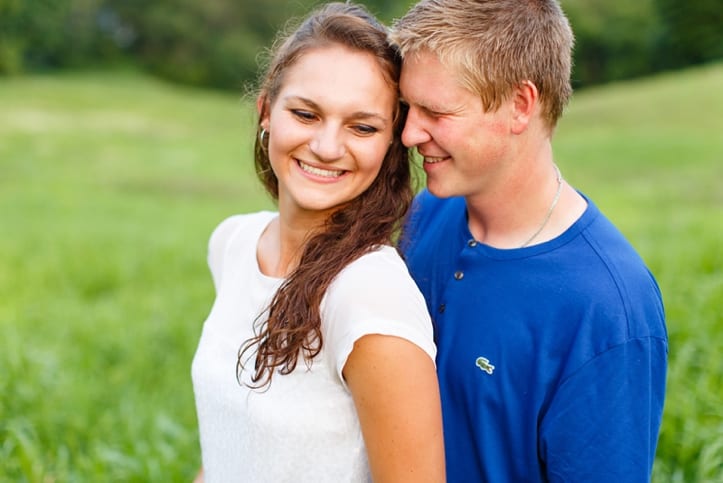 lancaster_pennsylvania_wedding_photographer_farm_barn_engagement_photography23