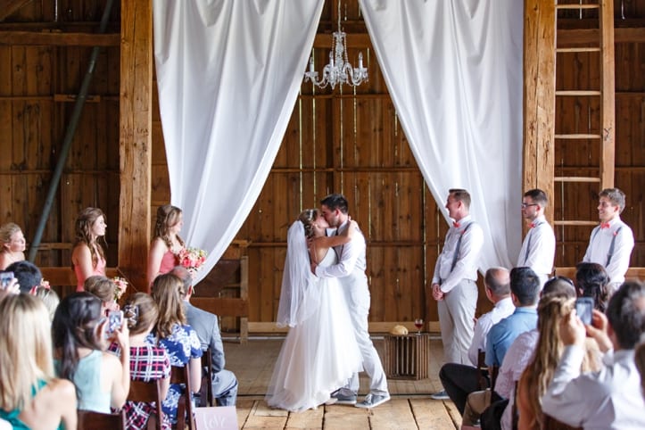 lancaster_county_pennsylvania_wedding_photographer_pa_farm_barn_country_chic_wedding_photography081