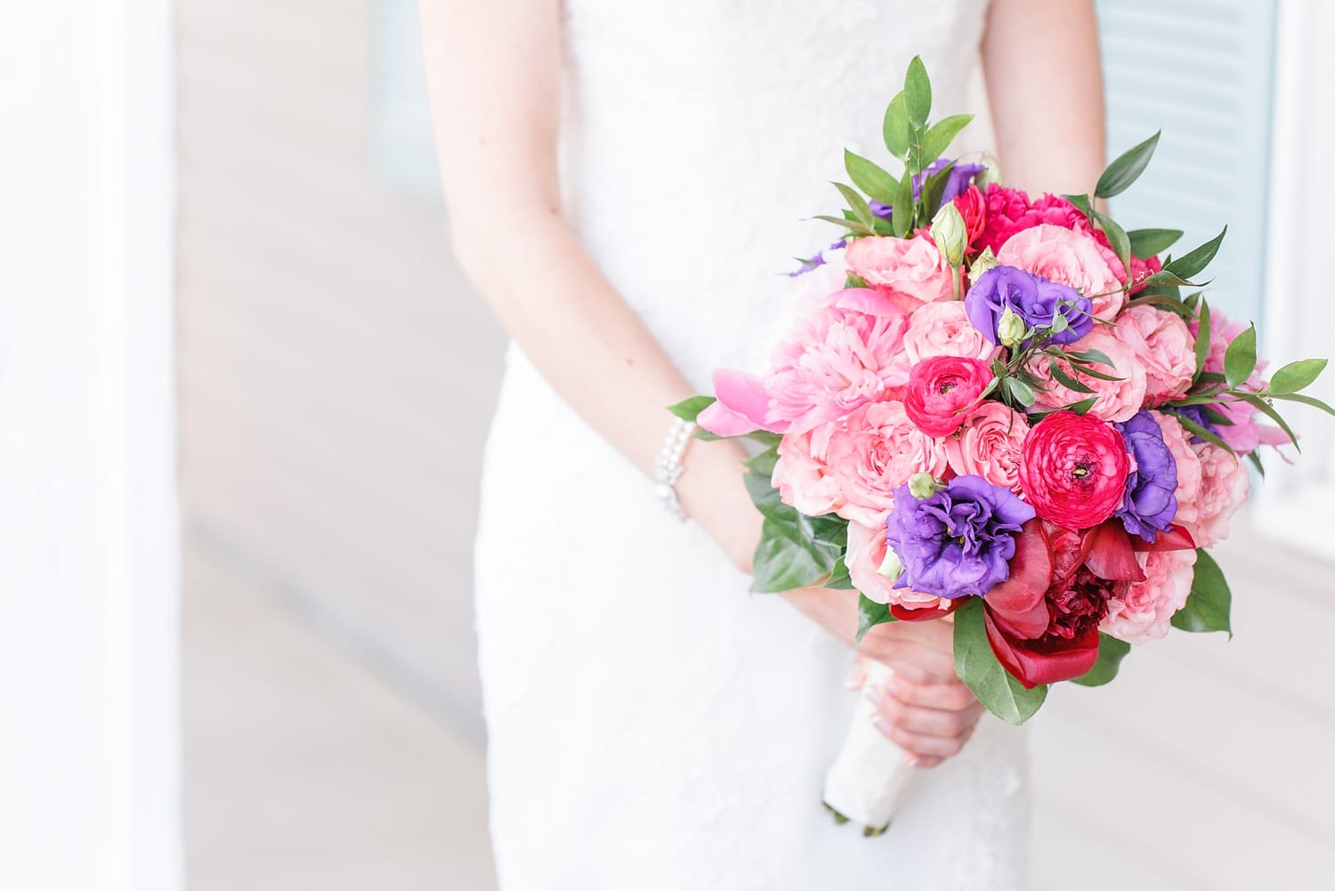 hendricks_chapel_hayloft_on_the_arch_new_york_wedding_photographer_photo-08