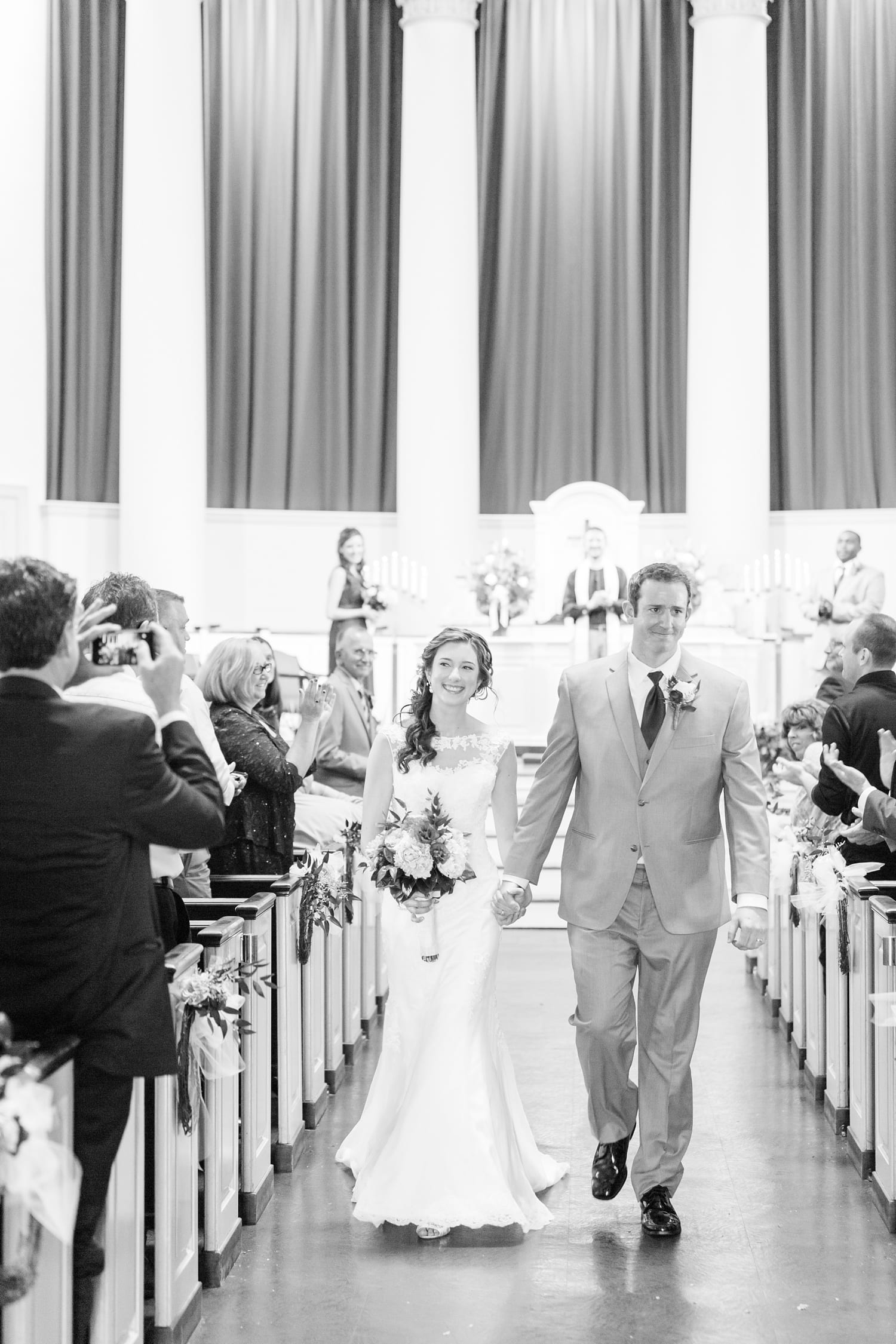 hendricks_chapel_hayloft_on_the_arch_new_york_wedding_photographer_photo-30