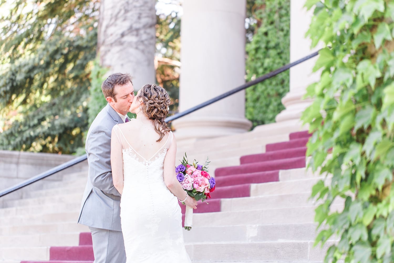 hendricks_chapel_hayloft_on_the_arch_new_york_wedding_photographer_photo-49