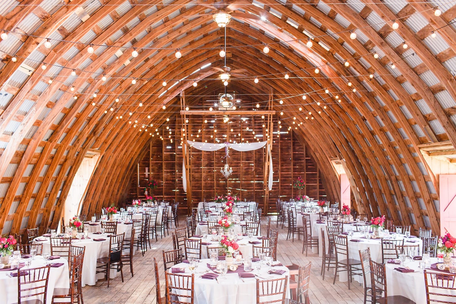 hendricks_chapel_hayloft_on_the_arch_new_york_wedding_photographer_photo-61