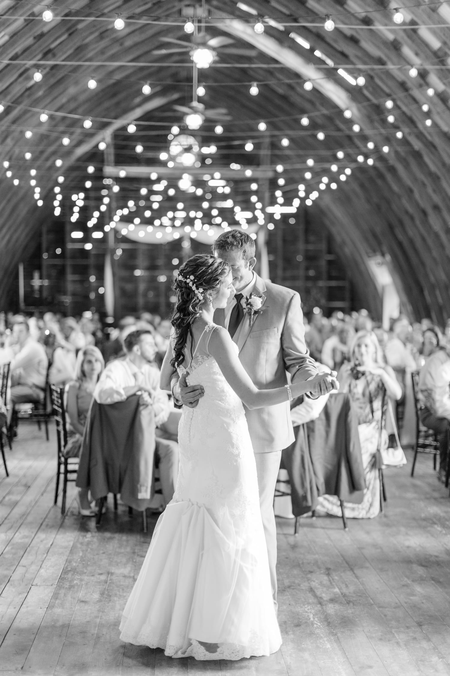 hendricks_chapel_hayloft_on_the_arch_new_york_wedding_photographer_photo-68