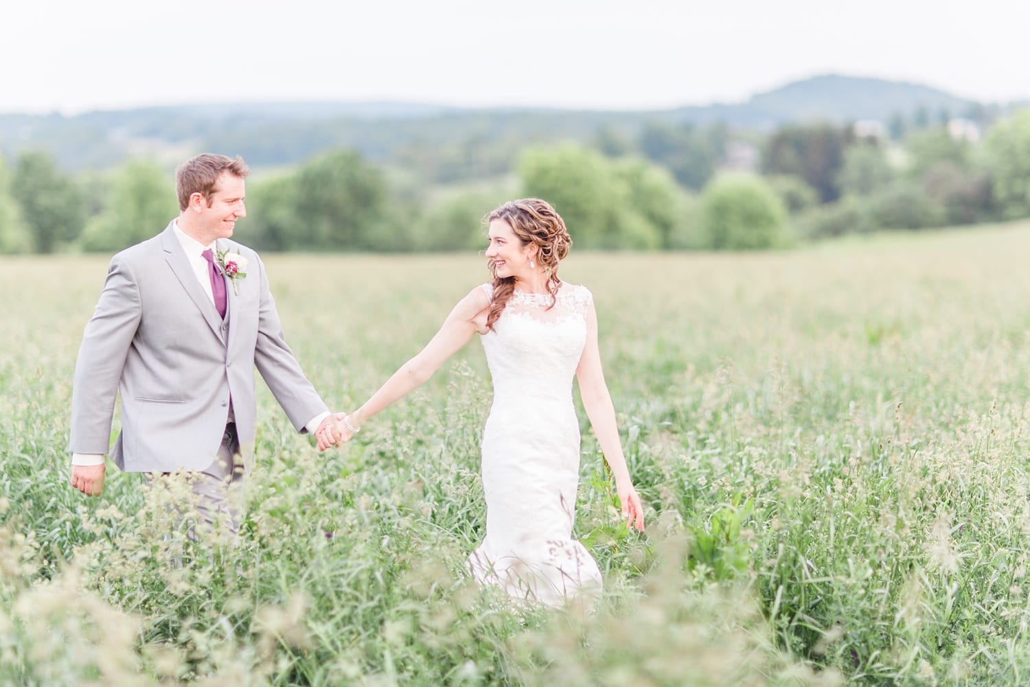 hendricks_chapel_hayloft_on_the_arch_new_york_wedding_photographer_photo-82