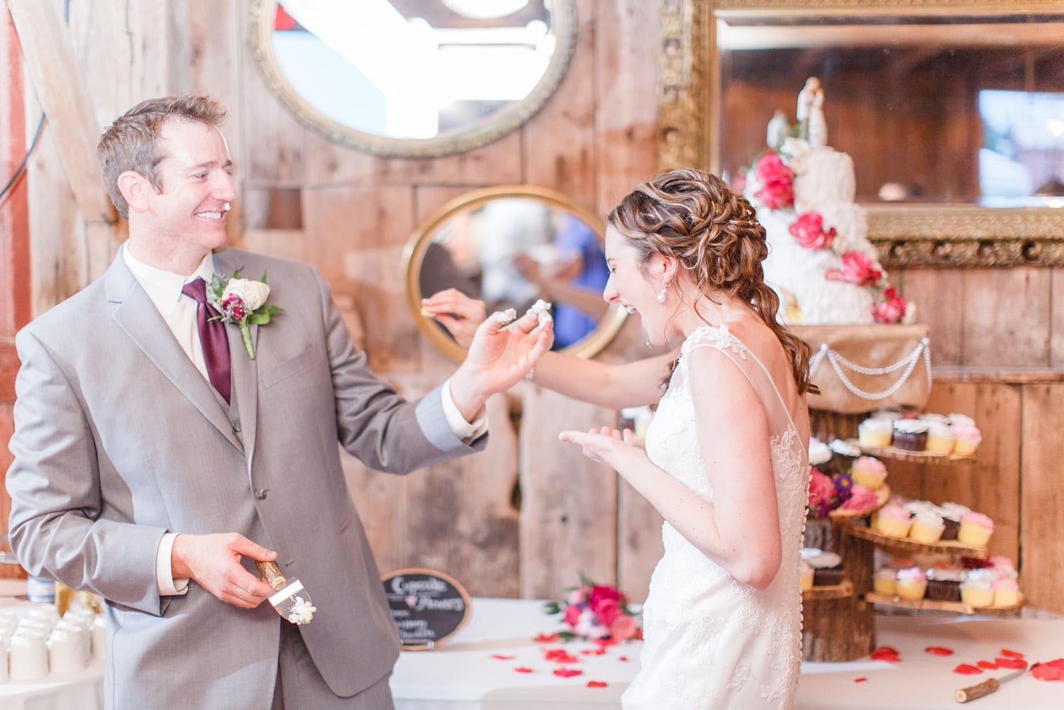 hendricks_chapel_hayloft_on_the_arch_new_york_wedding_photographer_photo-84