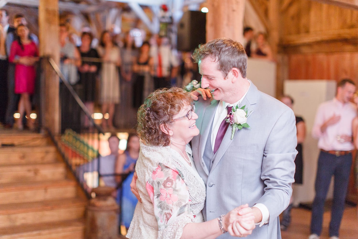 hendricks_chapel_hayloft_on_the_arch_new_york_wedding_photographer_photo-86